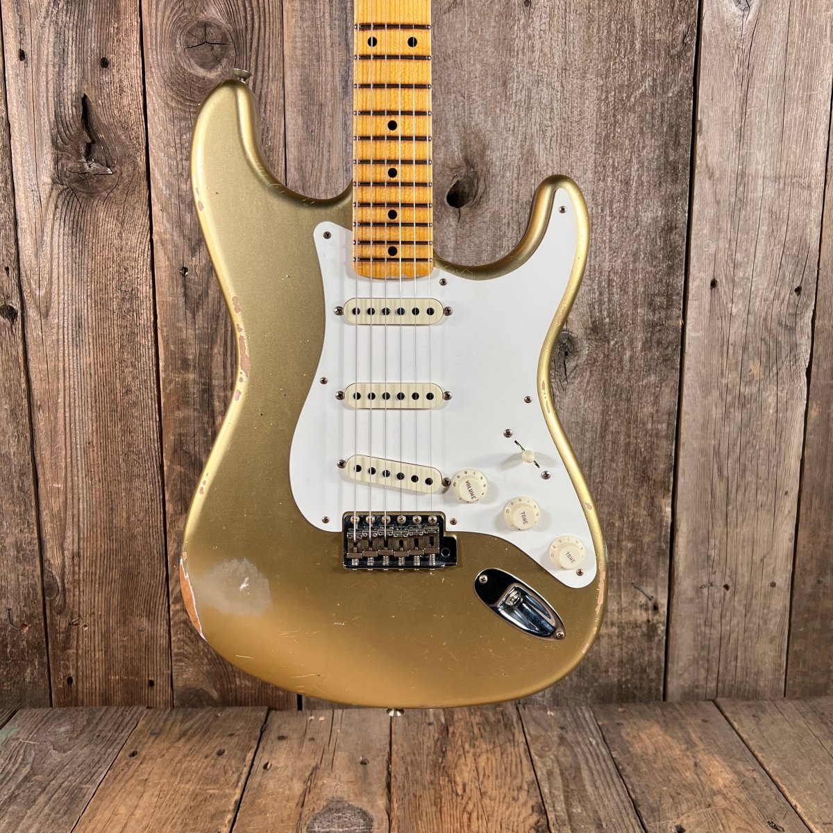 SOLD - Fender 1957 Strat Relic Aged HLE 2022 Gold Relic 7.5 lbs! - Mahar's Vintage Guitars