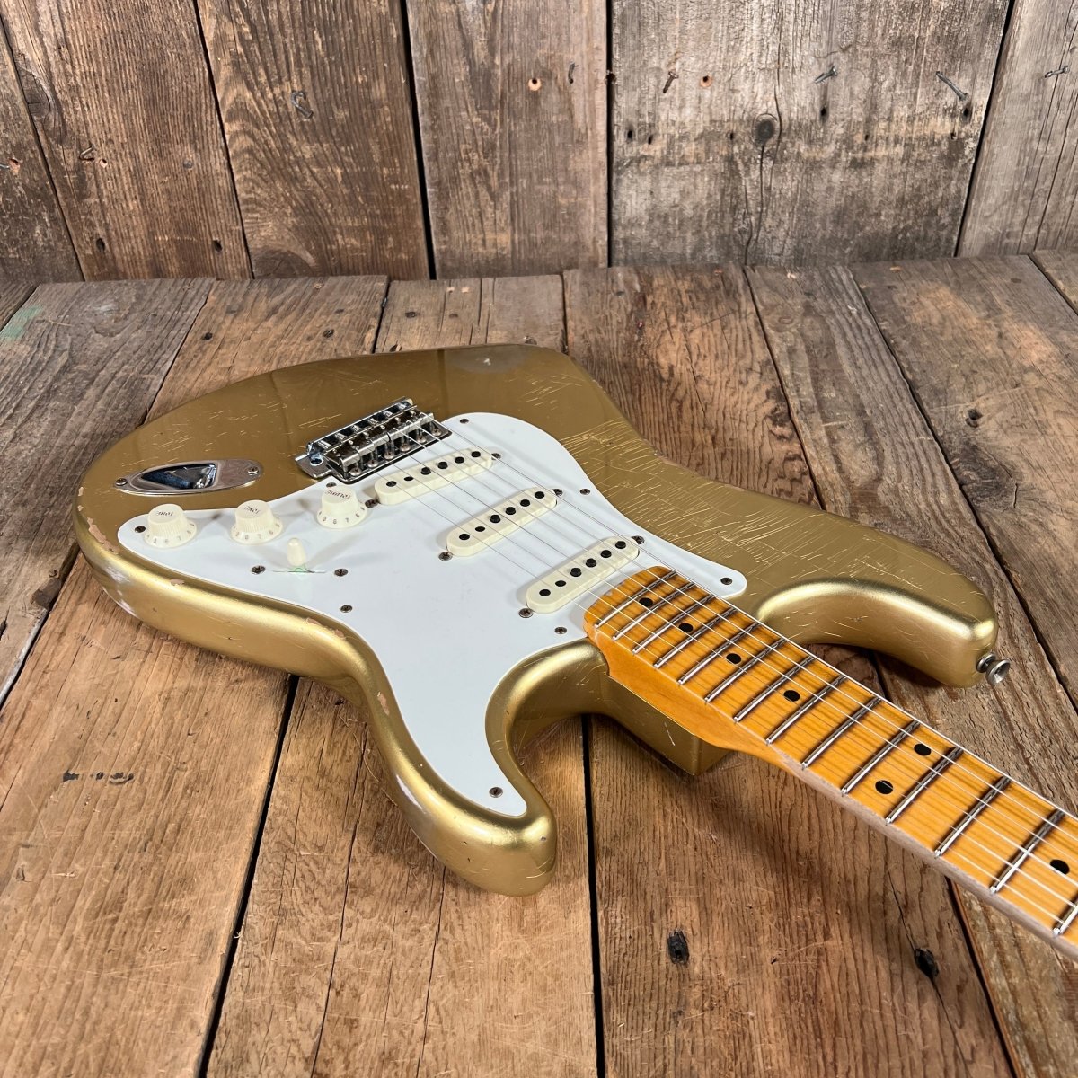 SOLD - Fender 1957 Strat Relic Aged HLE 2022 Gold Relic 7.5 lbs! - Mahar's Vintage Guitars
