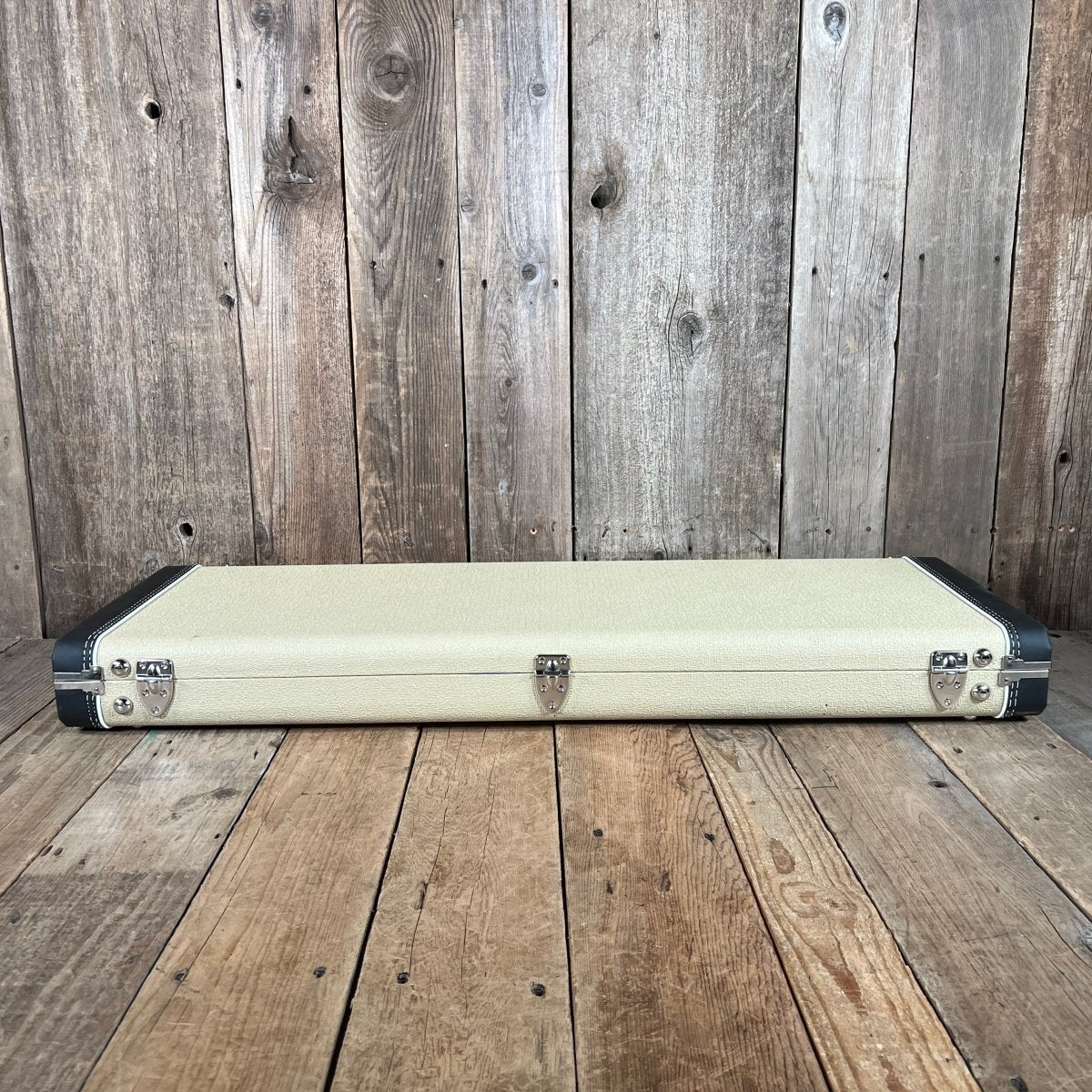 SOLD - Fender 1957 Strat Relic Aged HLE 2022 Gold Relic 7.5 lbs! - Mahar's Vintage Guitars