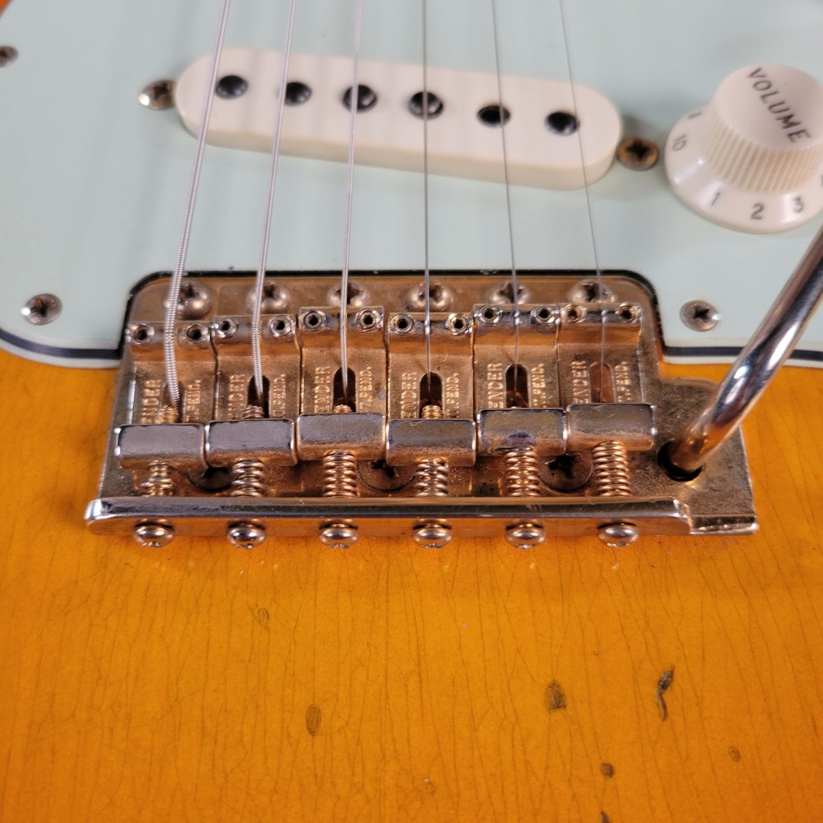 SOLD - Fender 1962 Stratocaster Heavy Relic Gold Hardware 2019 - Mahar's Vintage Guitars