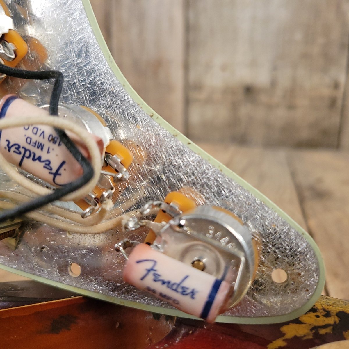 SOLD - Fender 1962 Stratocaster Heavy Relic Gold Hardware 2019 - Mahar's Vintage Guitars