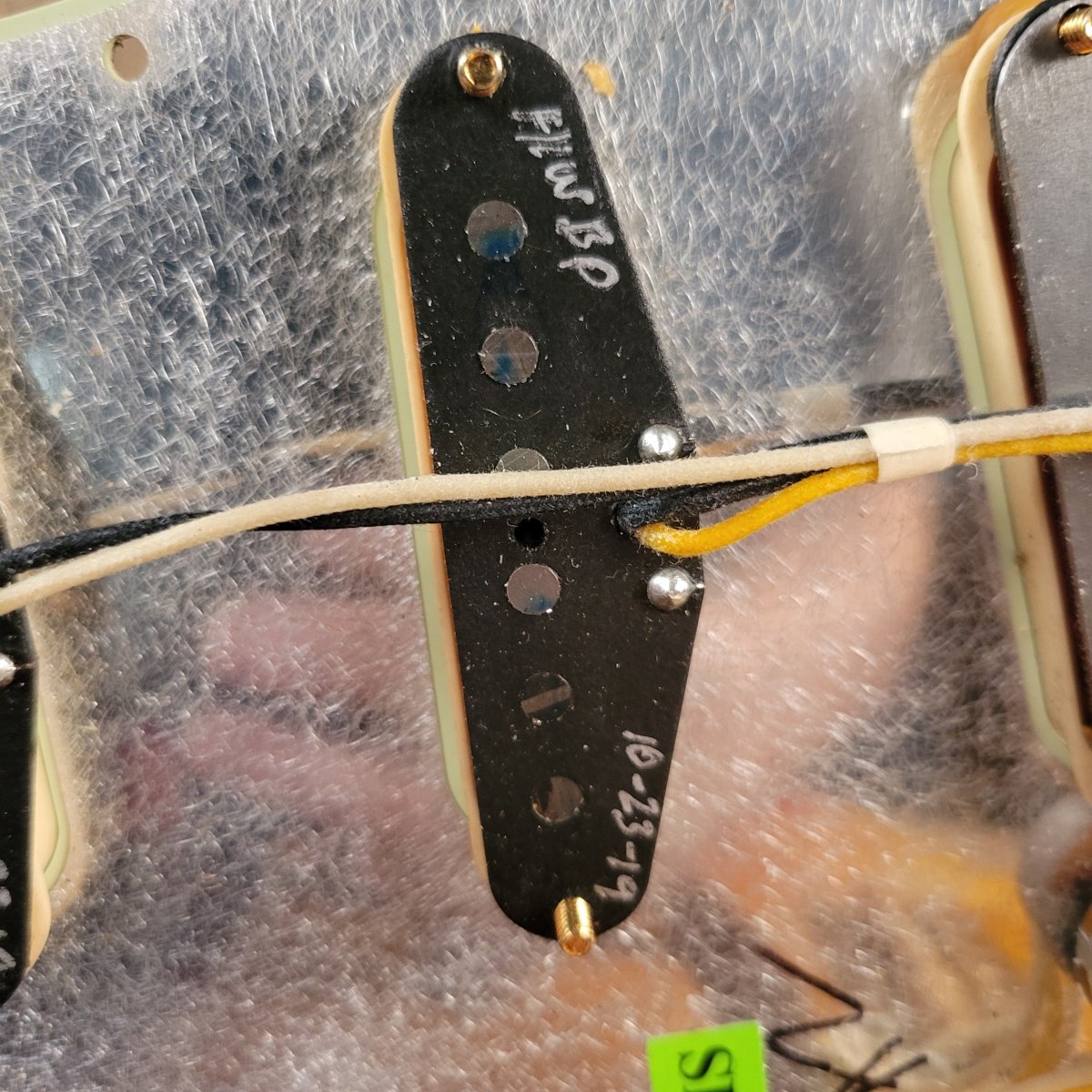 SOLD - Fender 1962 Stratocaster Heavy Relic Gold Hardware 2019 - Mahar's Vintage Guitars