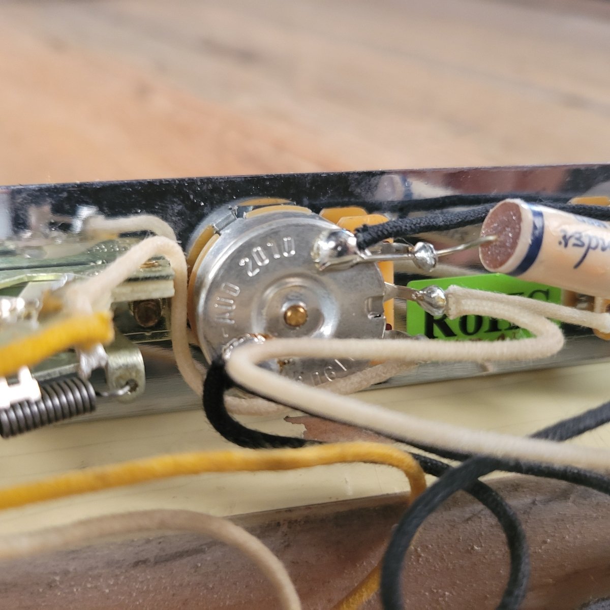 SOLD - Fender 62 Telecaster Relic Custom Double Bound Custom Shop 2022 White - Mahar's Vintage Guitars