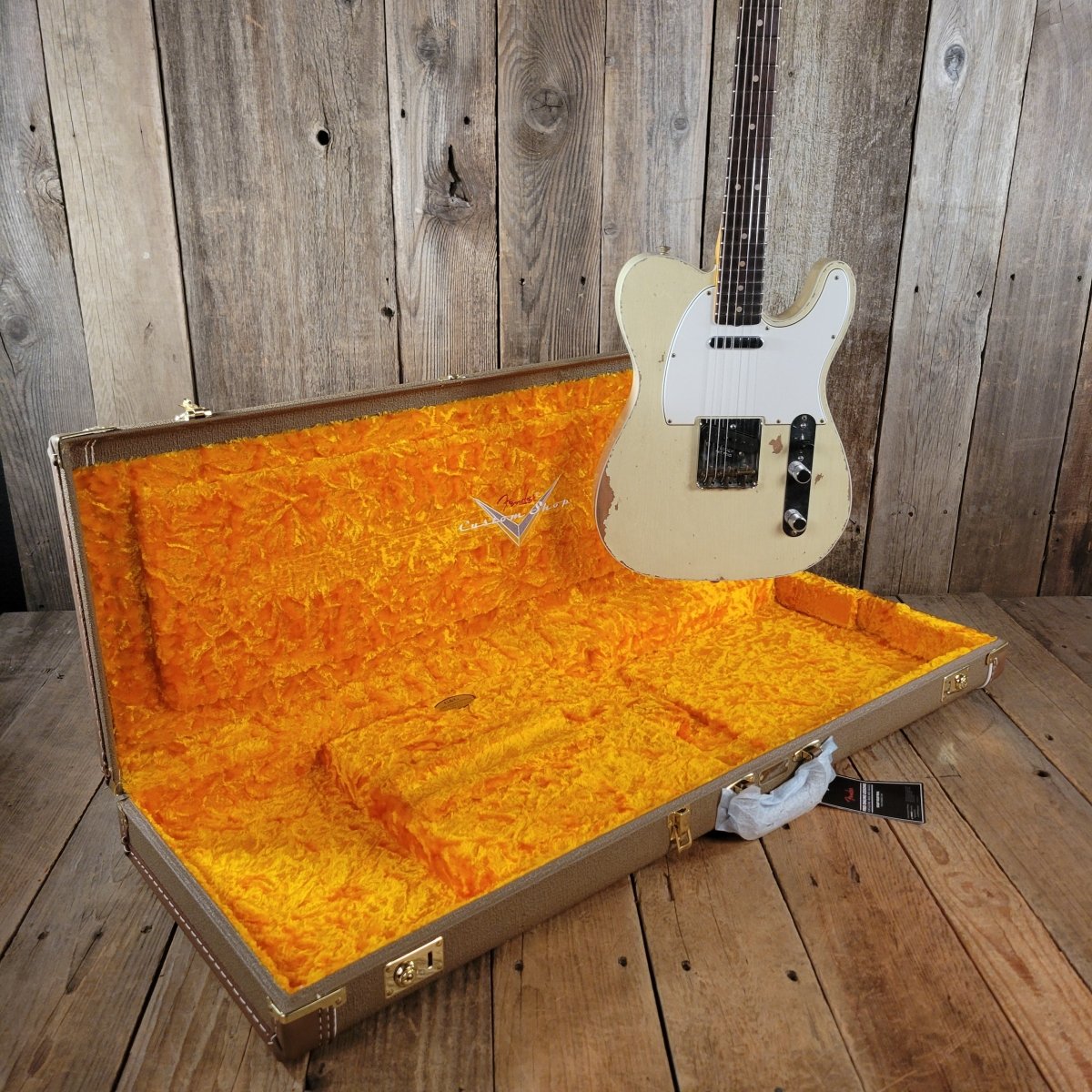 SOLD - Fender 62 Telecaster Relic Custom Double Bound Custom Shop 2022 White - Mahar's Vintage Guitars