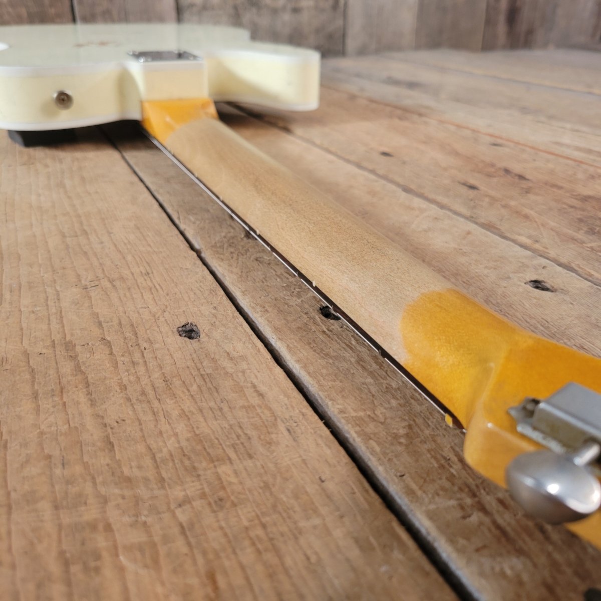 SOLD - Fender 62 Telecaster Relic Custom Double Bound Custom Shop 2022 White - Mahar's Vintage Guitars