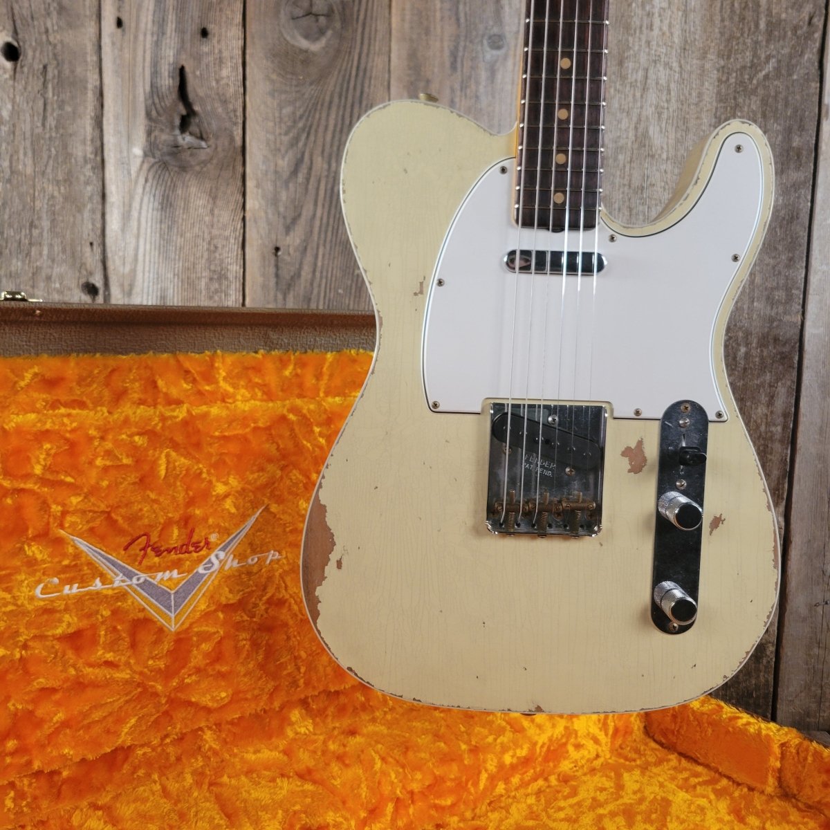 SOLD - Fender 62 Telecaster Relic Custom Double Bound Custom Shop 2022 White - Mahar's Vintage Guitars