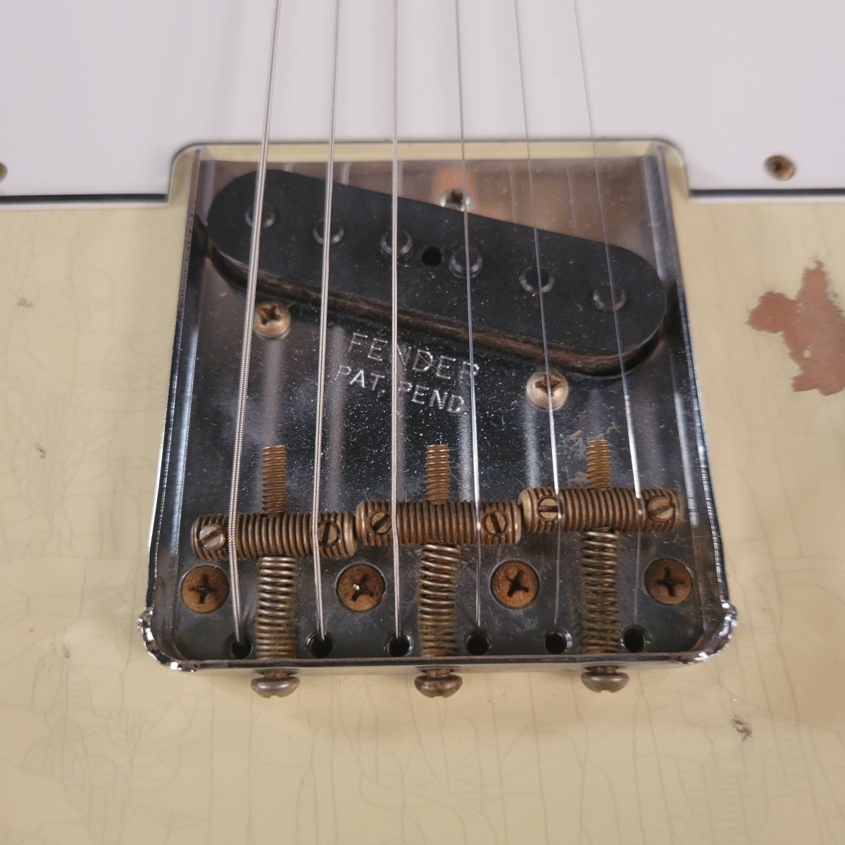 SOLD - Fender 62 Telecaster Relic Custom Double Bound Custom Shop 2022 White - Mahar's Vintage Guitars