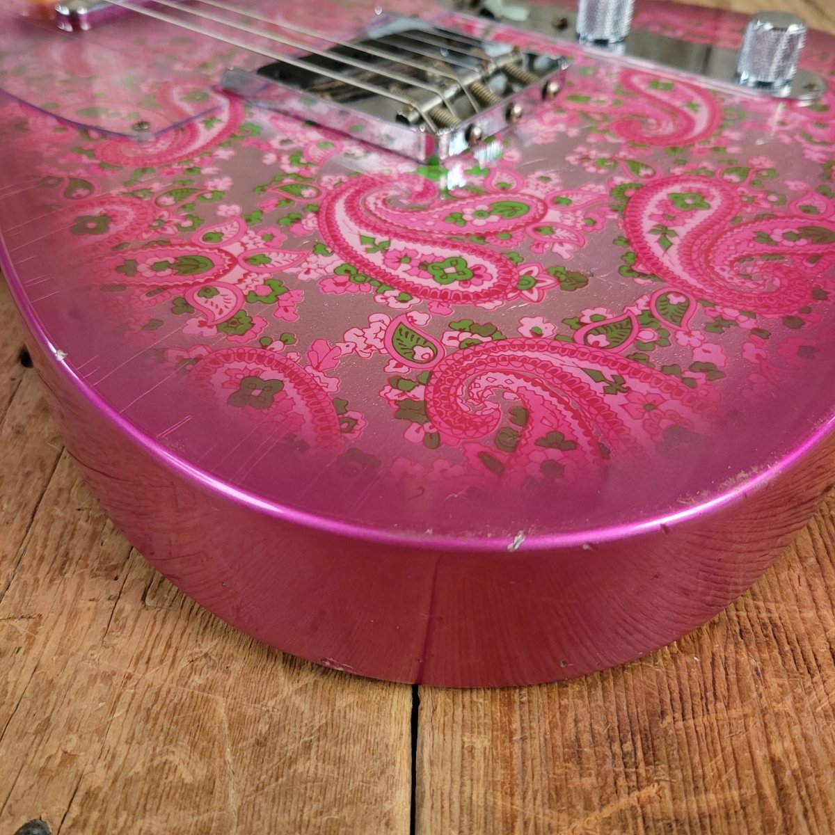 SOLD - Fender '68 Telecaster Pink Paisley Journeyman Relic Reissue 2022 - Mahar's Vintage Guitars