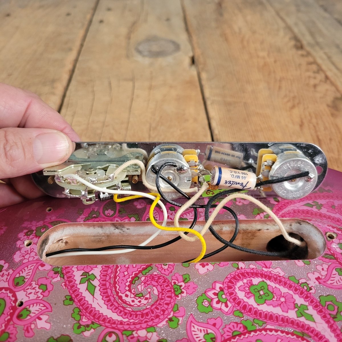 SOLD - Fender '68 Telecaster Pink Paisley Journeyman Relic Reissue 2022 - Mahar's Vintage Guitars