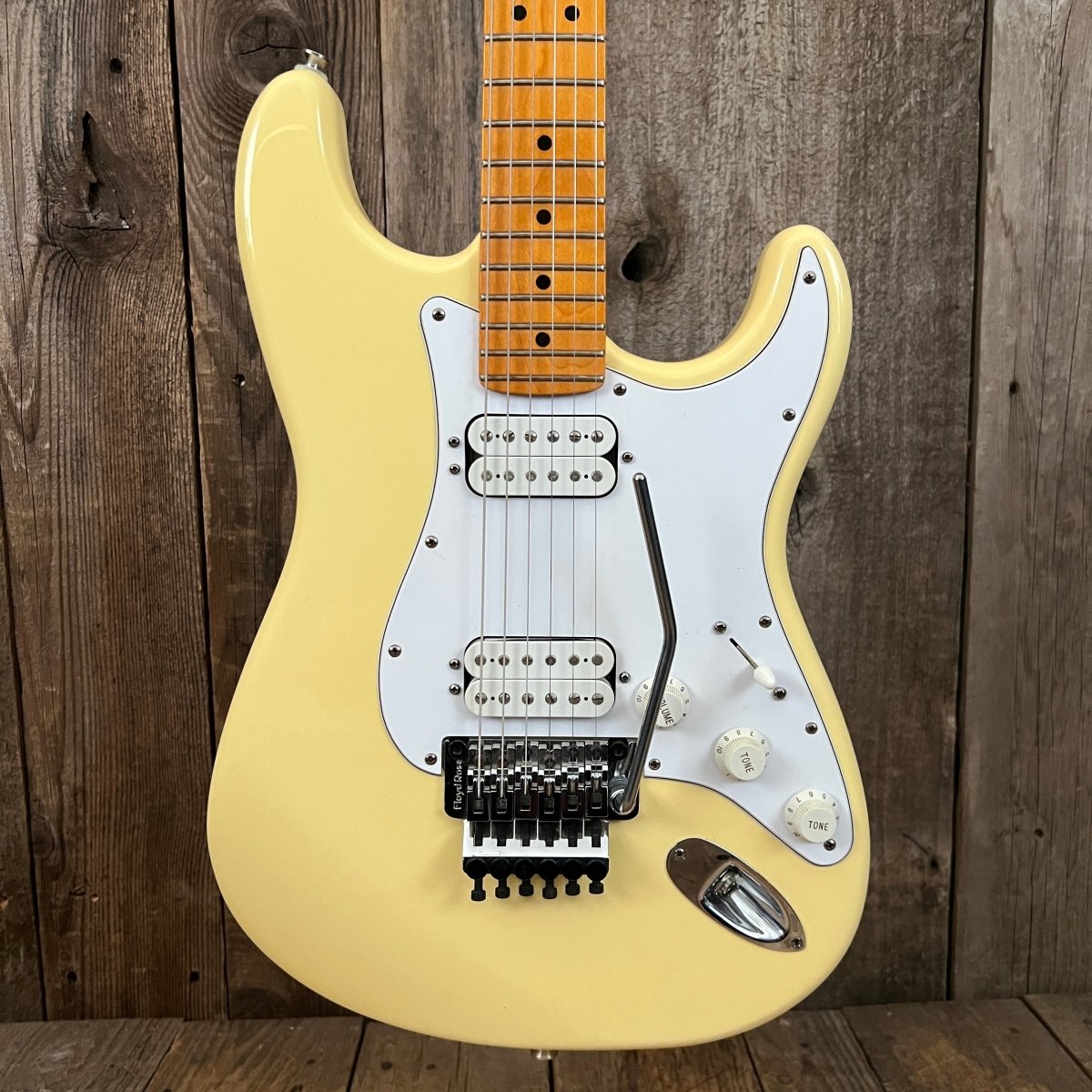 SOLD - Fender American Floyd Rose Classic Stratocaster HH 1999 - Mahar's Vintage Guitars