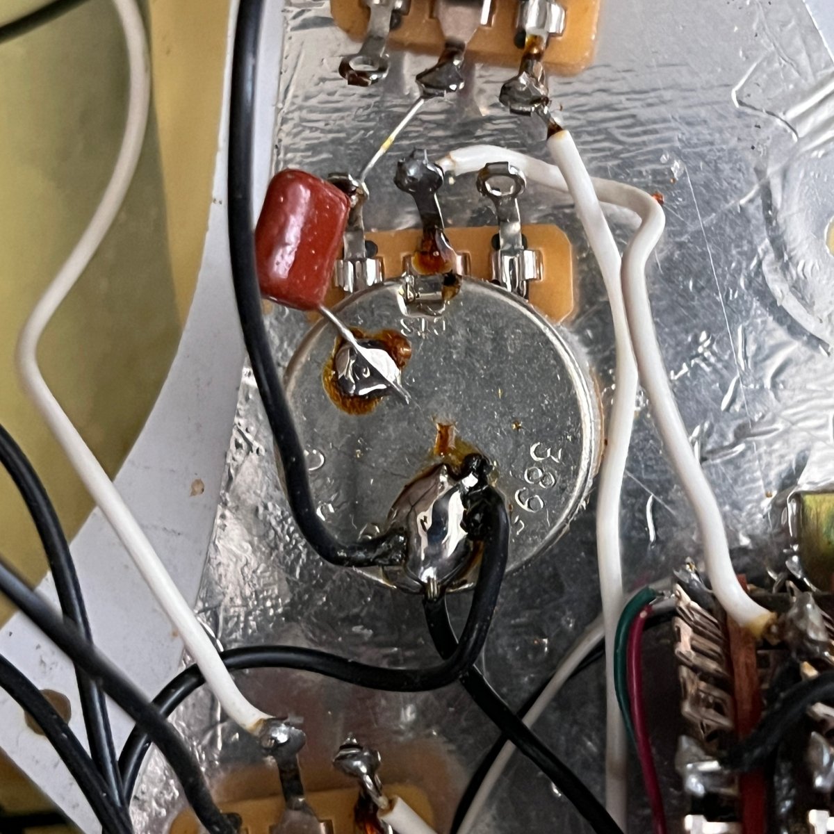 SOLD - Fender American Floyd Rose Classic Stratocaster HH 1999 - Mahar's Vintage Guitars