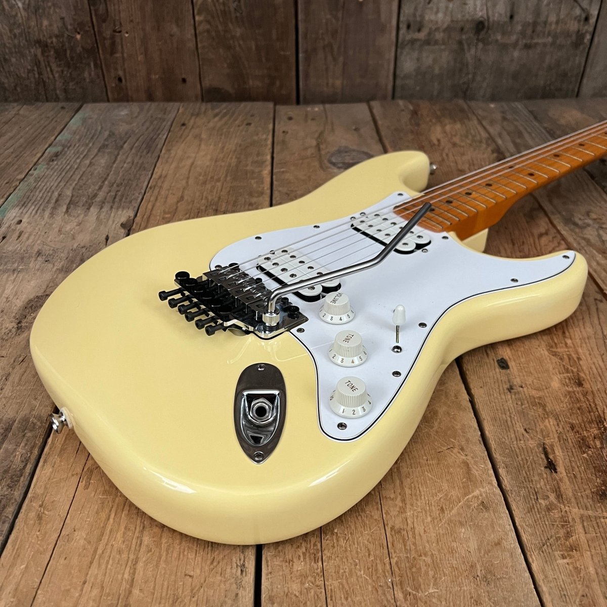 SOLD - Fender American Floyd Rose Classic Stratocaster HH 1999 - Mahar's Vintage Guitars