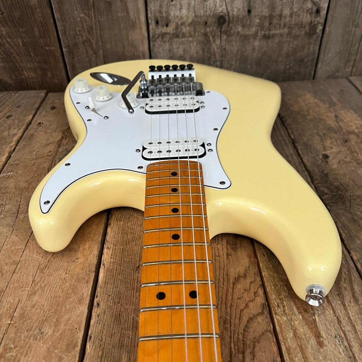 SOLD - Fender American Floyd Rose Classic Stratocaster HH 1999 - Mahar's Vintage Guitars