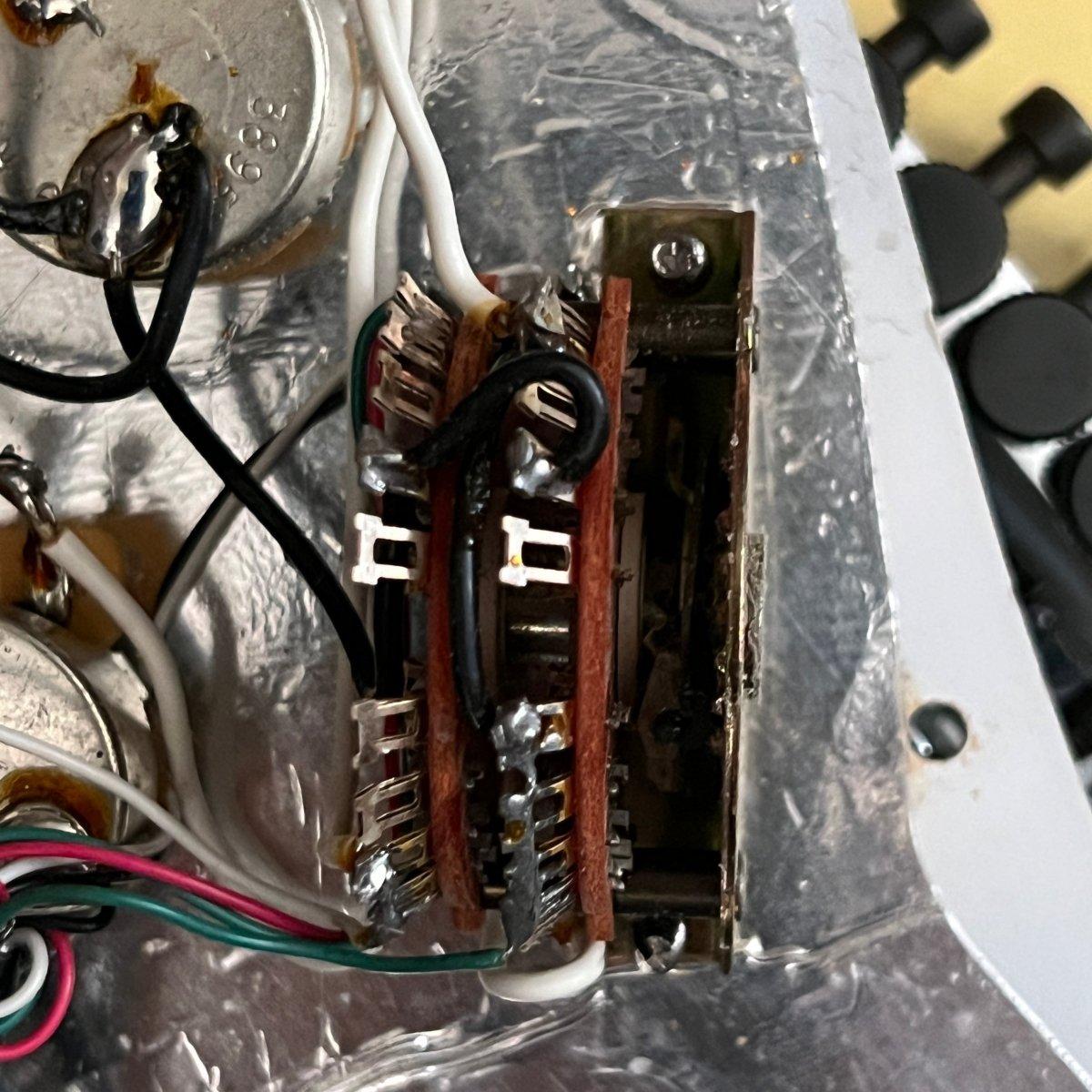 SOLD - Fender American Floyd Rose Classic Stratocaster HH 1999 - Mahar's Vintage Guitars