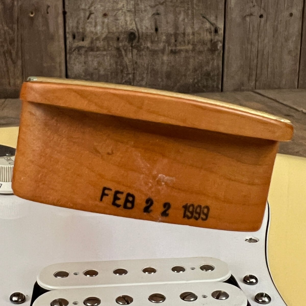 SOLD - Fender American Floyd Rose Classic Stratocaster HH 1999 - Mahar's Vintage Guitars