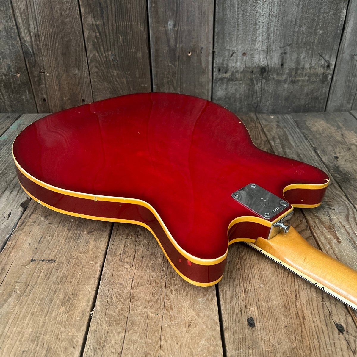 SOLD - Fender Coronado II 1967 Red - Mahar's Vintage Guitars