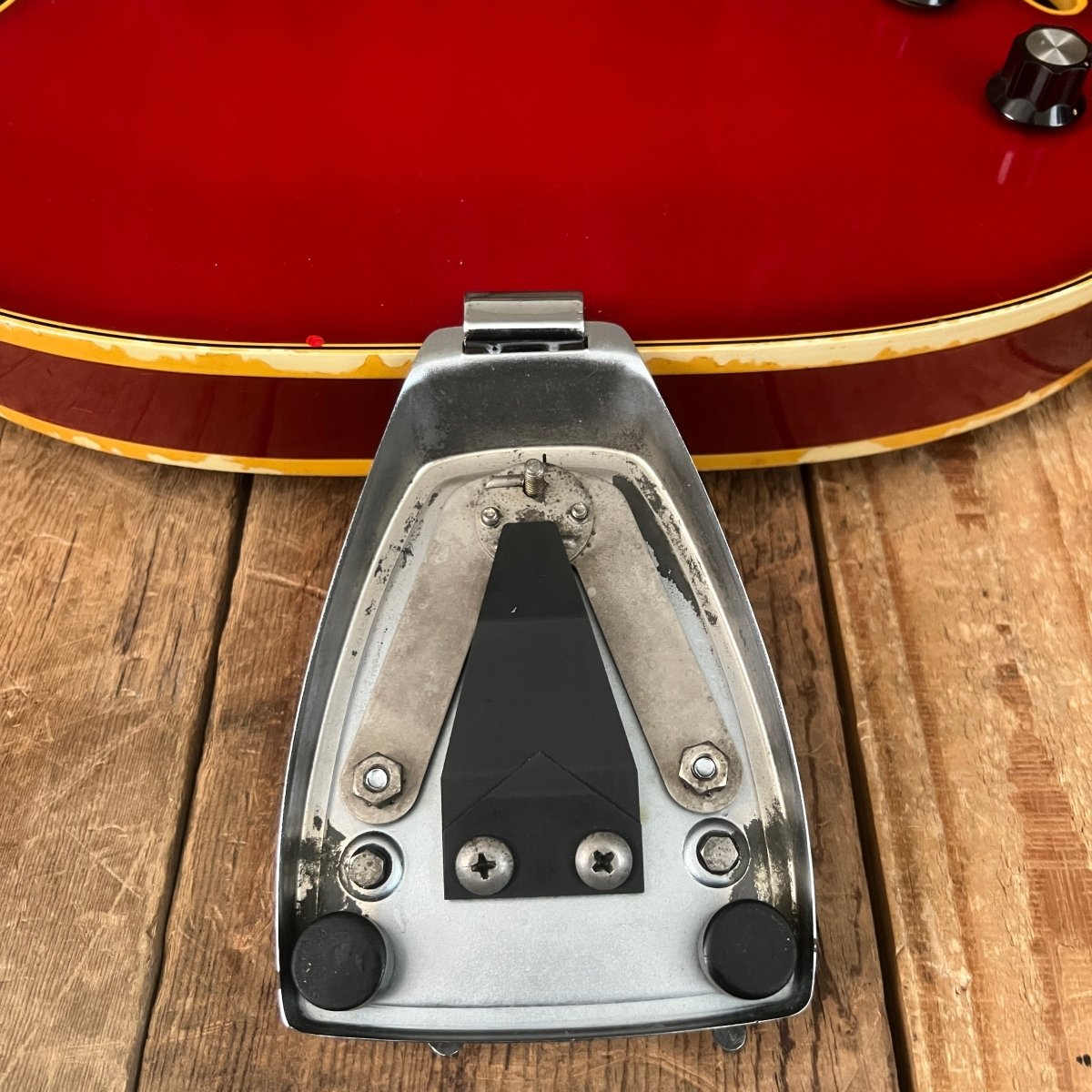 SOLD - Fender Coronado II 1967 Red - Mahar's Vintage Guitars