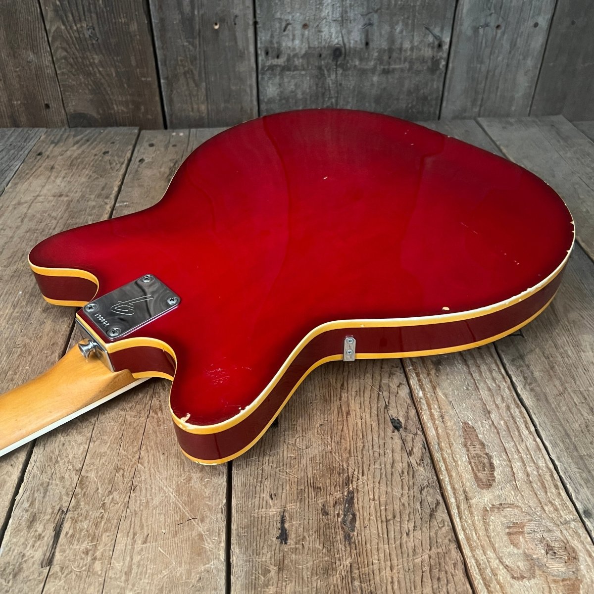 SOLD - Fender Coronado II 1967 Red - Mahar's Vintage Guitars