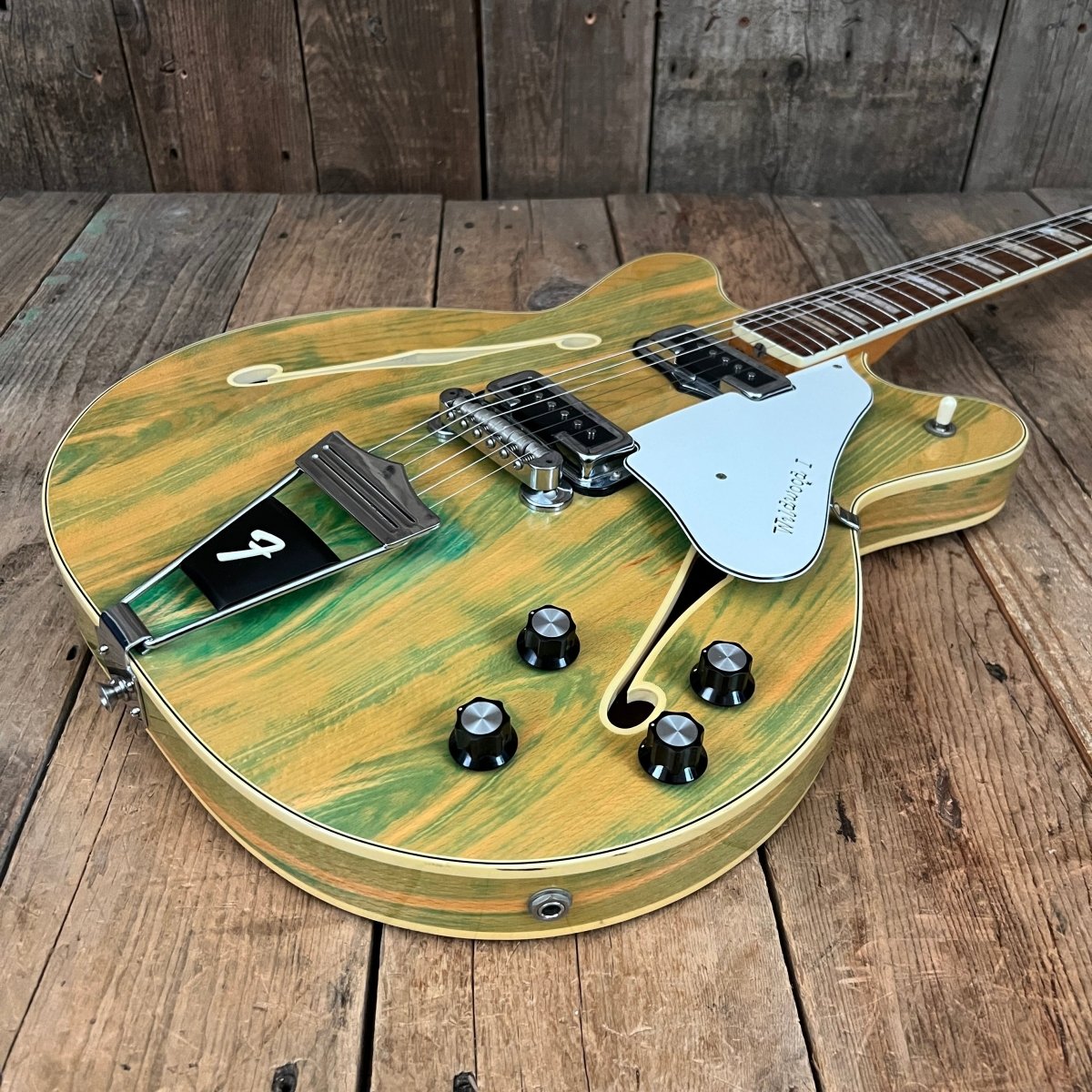 SOLD - Fender Coronado II Wildwood 1 1967 Rainbow Green - Mahar's Vintage Guitars