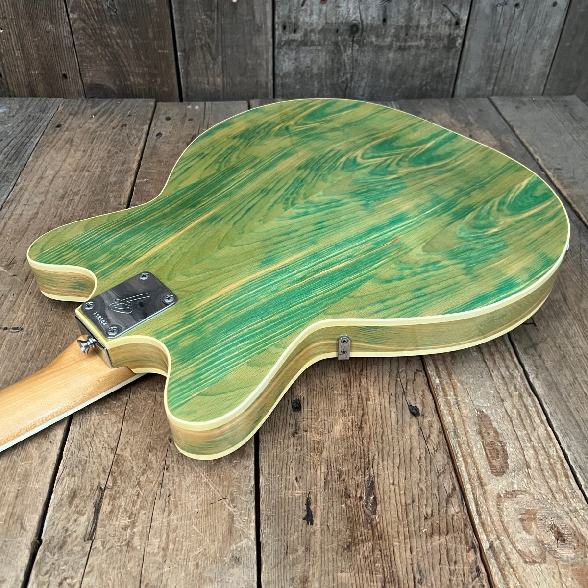 SOLD - Fender Coronado II Wildwood 1 1967 Rainbow Green - Mahar's Vintage Guitars