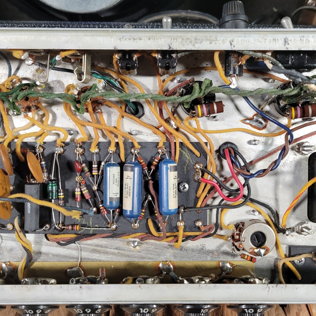 SOLD - Fender Deluxe Reverb AB763 Black Panel 1967 - Mahar's Vintage Guitars