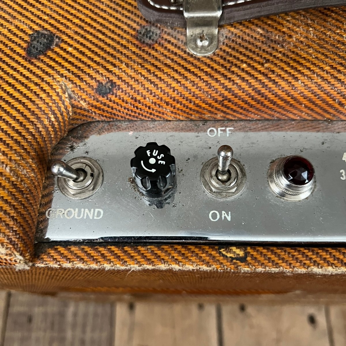 SOLD - Fender Deluxe Tweed 5E3 Small Box 1955 - Mahar's Vintage Guitars