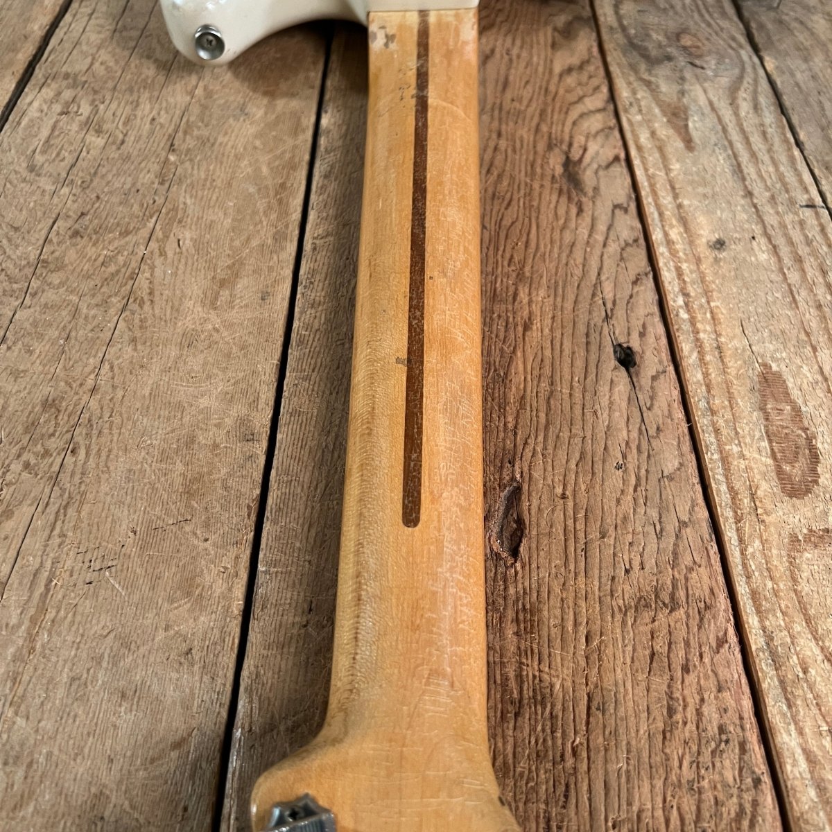 SOLD - Fender Duo Sonic 1958 Desert Sand - Mahar's Vintage Guitars