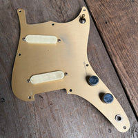 SOLD - Fender Duo Sonic 1958 Desert Sand - Mahar's Vintage Guitars