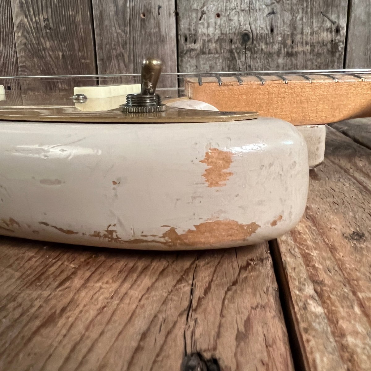 SOLD - Fender Duo Sonic 1958 Desert Sand - Mahar's Vintage Guitars