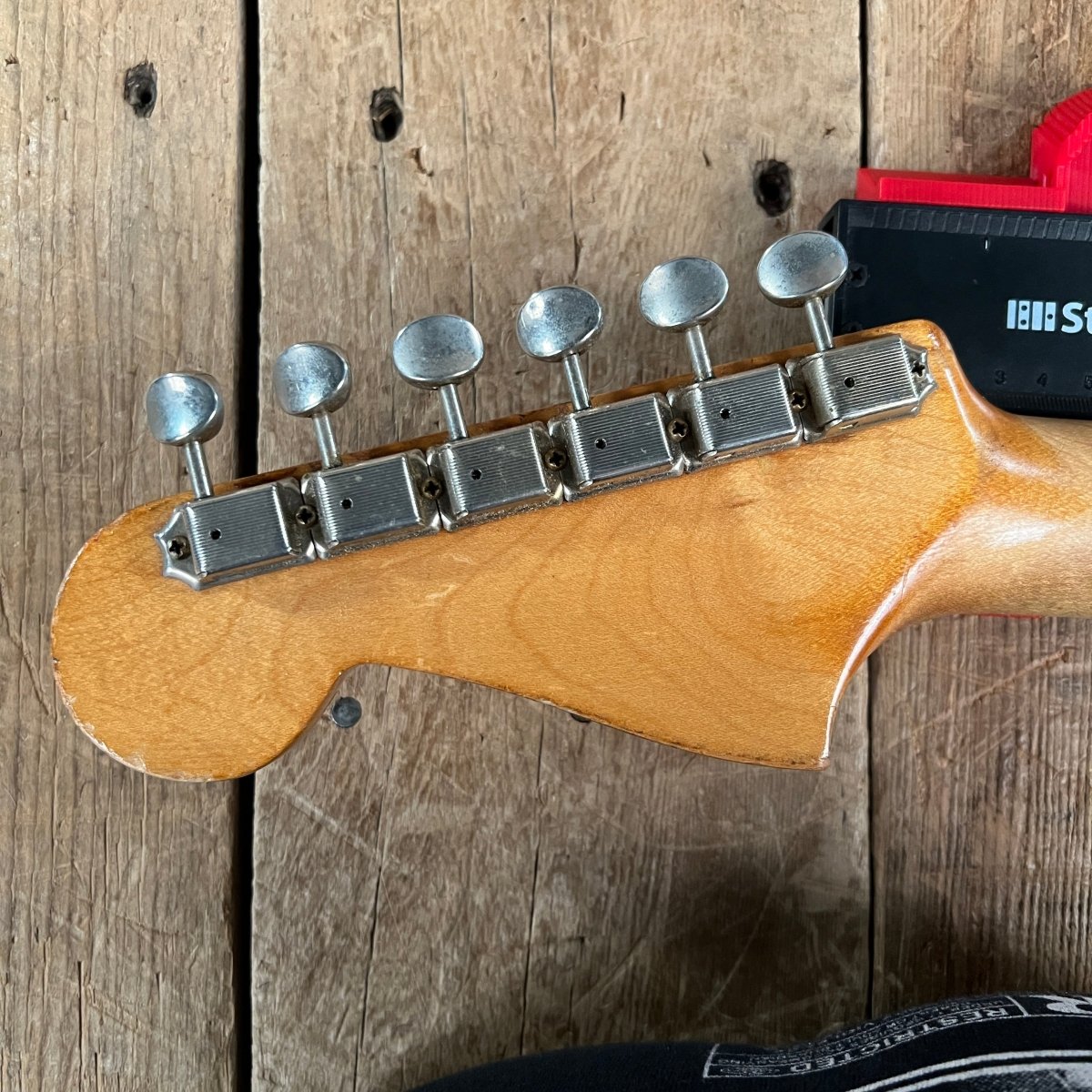 SOLD - Fender Jazzmaster 1959 Sunburst - Mahar's Vintage Guitars