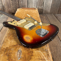 SOLD - Fender Jazzmaster 1959 Sunburst - Mahar's Vintage Guitars