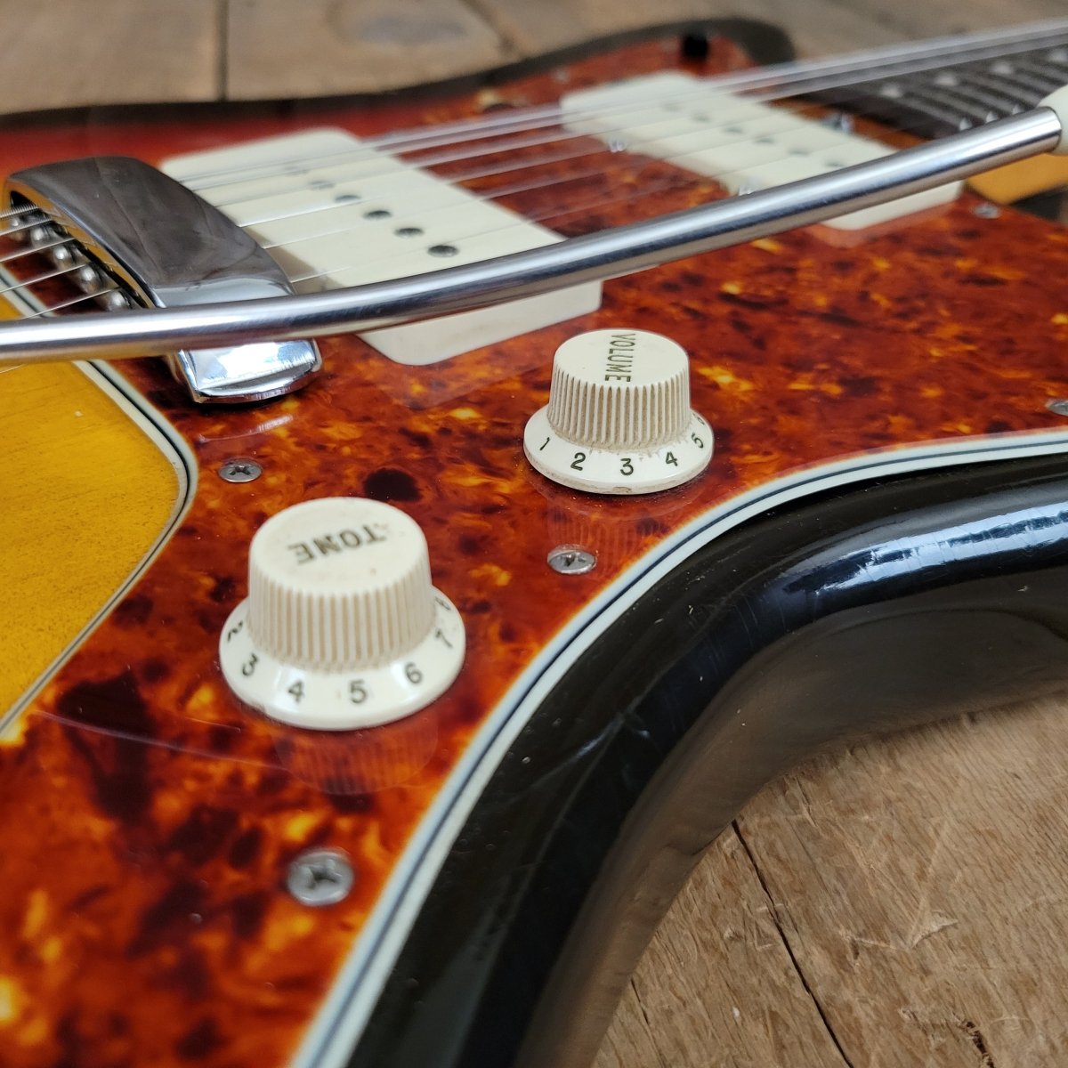 SOLD - Fender Jazzmaster 1963 Sunburst Pre CBS vintage electric guitar - Mahar's Vintage Guitars