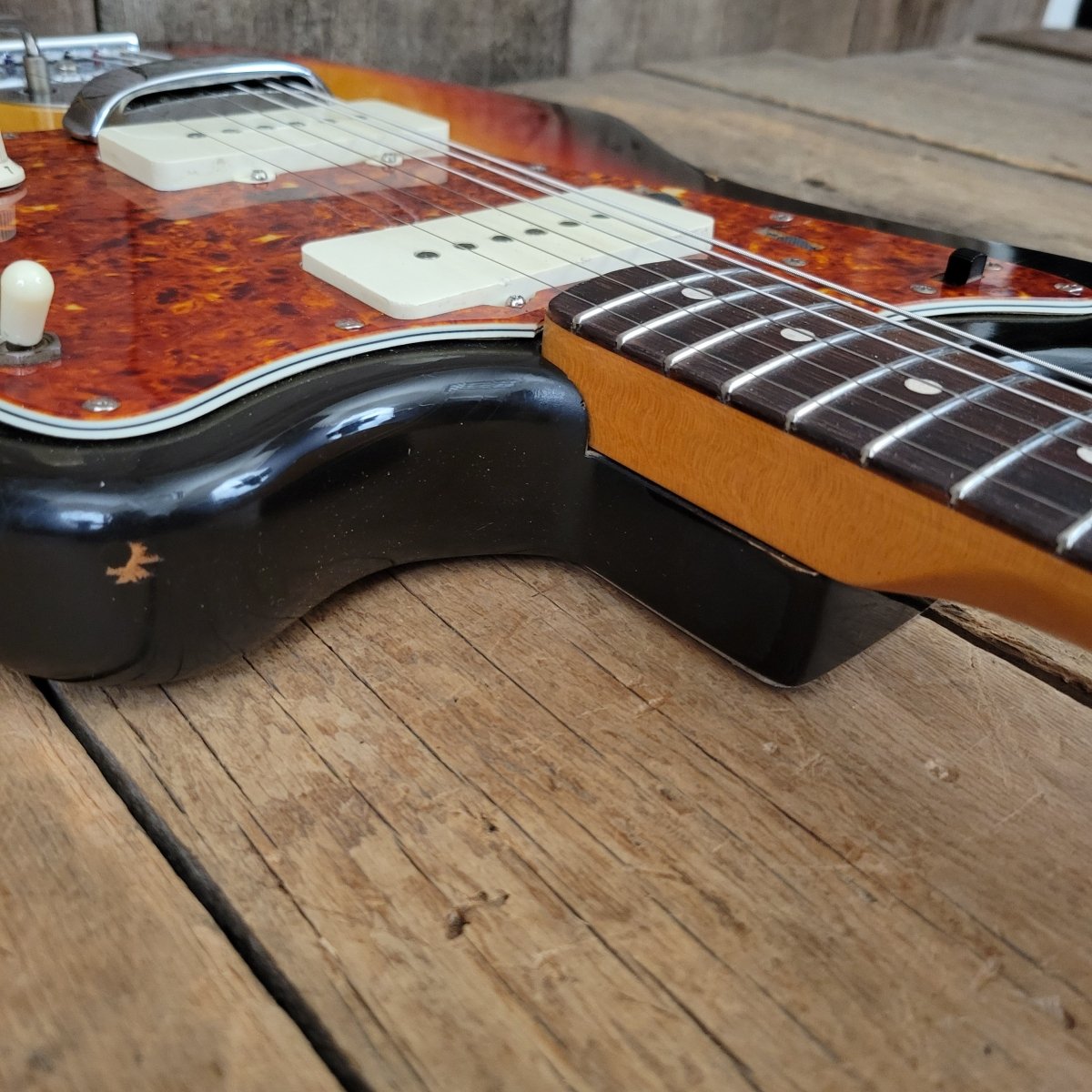 SOLD - Fender Jazzmaster 1963 Sunburst Pre CBS vintage electric guitar - Mahar's Vintage Guitars