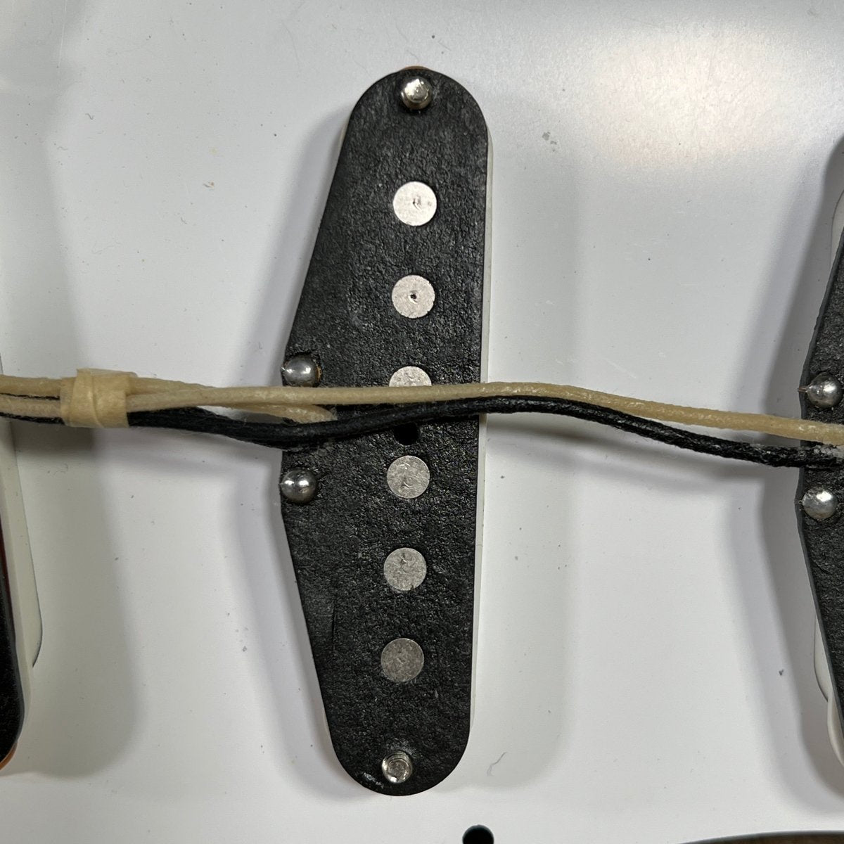 SOLD - Fender Masterbuilt Yuriy Shishkov Stratocaster 50th Anniversary Limited 2005 Sunburst - Mahar's Vintage Guitars