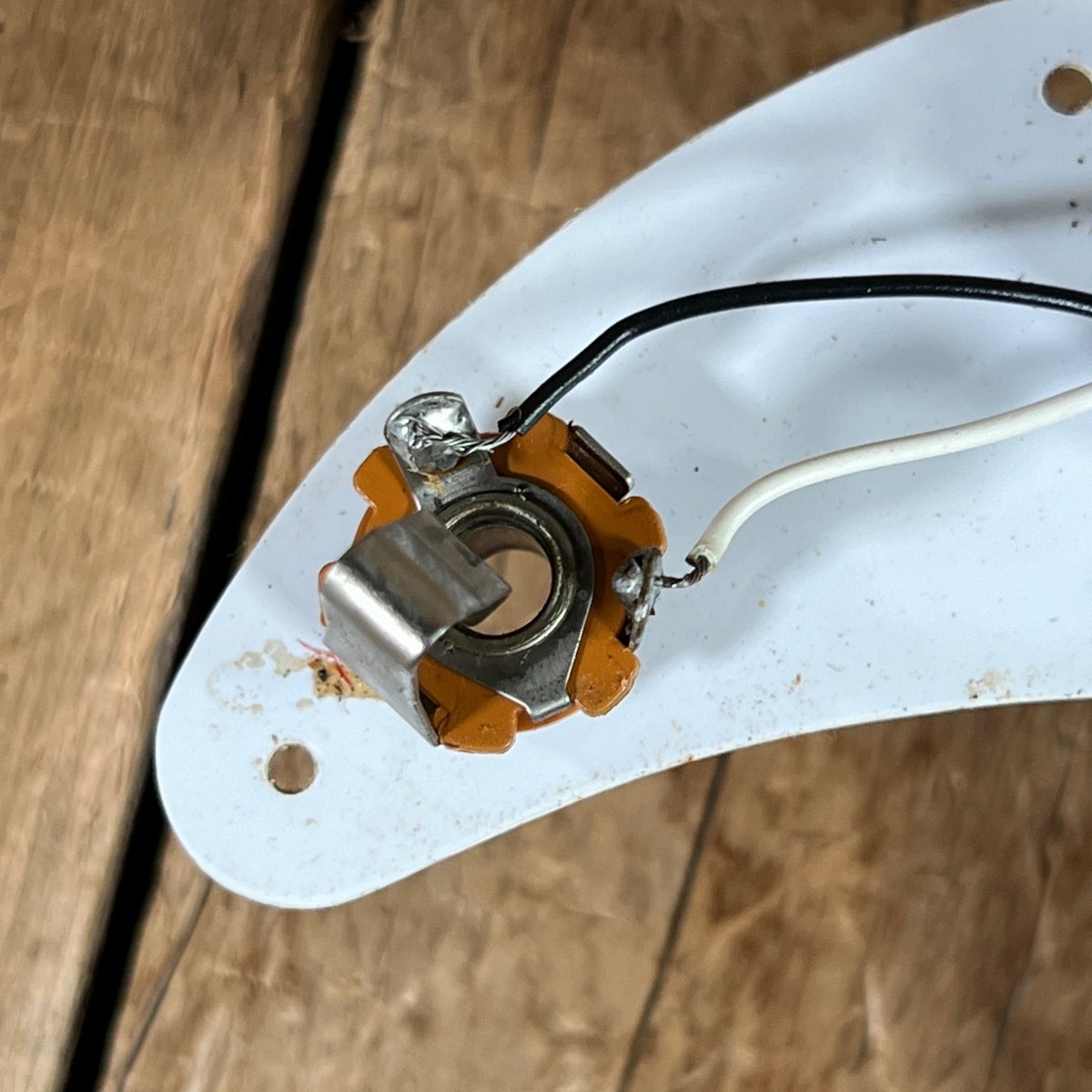 SOLD - Fender MIJ '62 Reissue Precision Bass PB - 62 1991 Sunburst - Mahar's Vintage Guitars