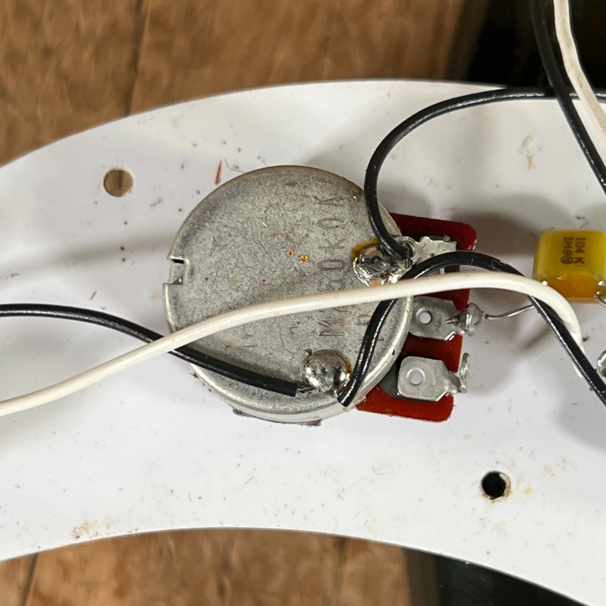 SOLD - Fender MIJ '62 Reissue Precision Bass PB - 62 1991 Sunburst - Mahar's Vintage Guitars