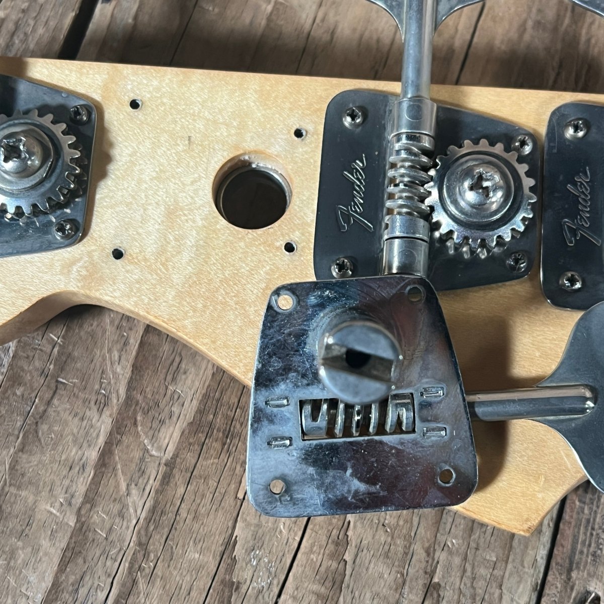 SOLD - Fender Precision Bass 1970 Sunburst - Mahar's Vintage Guitars