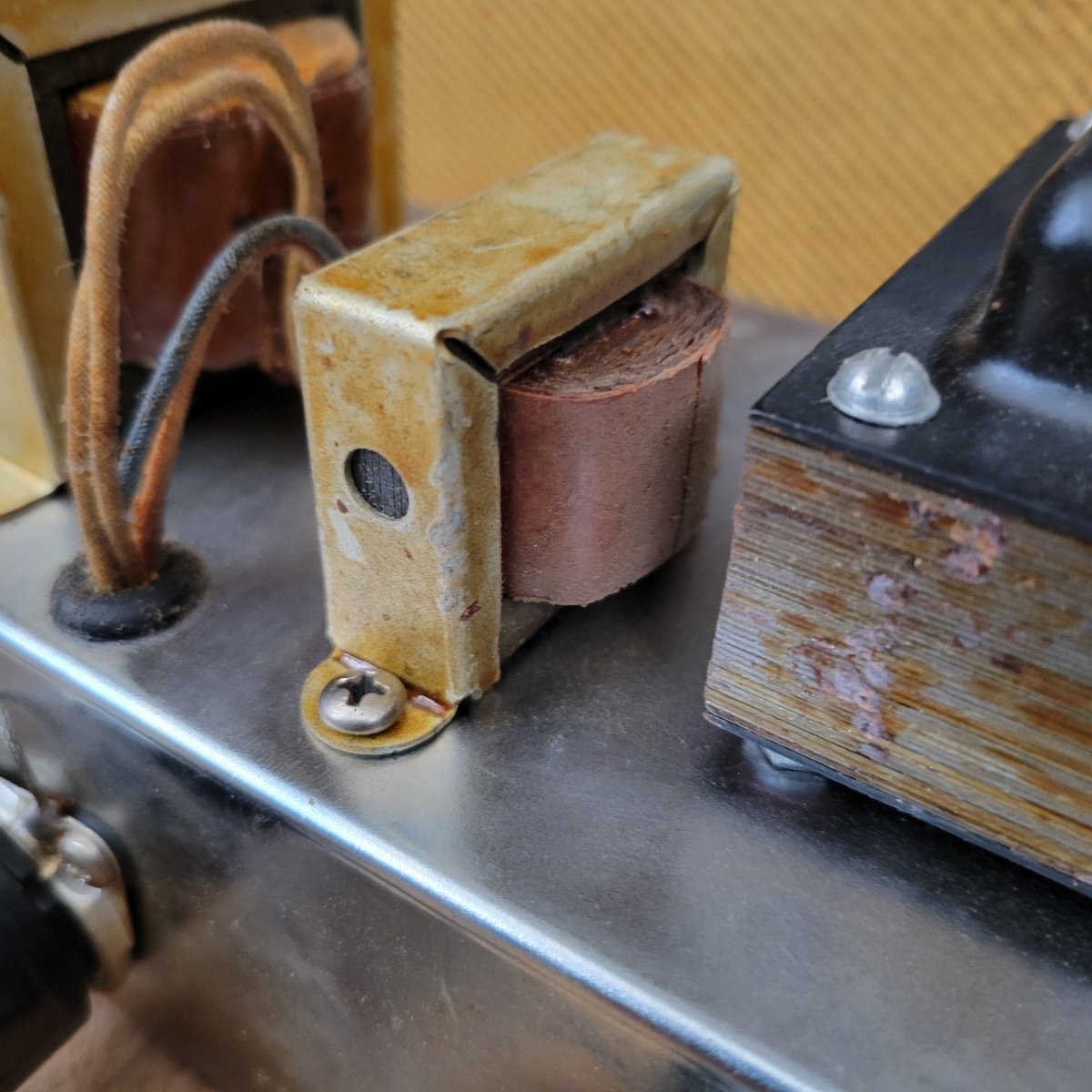 SOLD - Fender Princeton Tweed 5E2 1955 Rare Early Narrow Panel Variant Large Cabinet - Mahar's Vintage Guitars