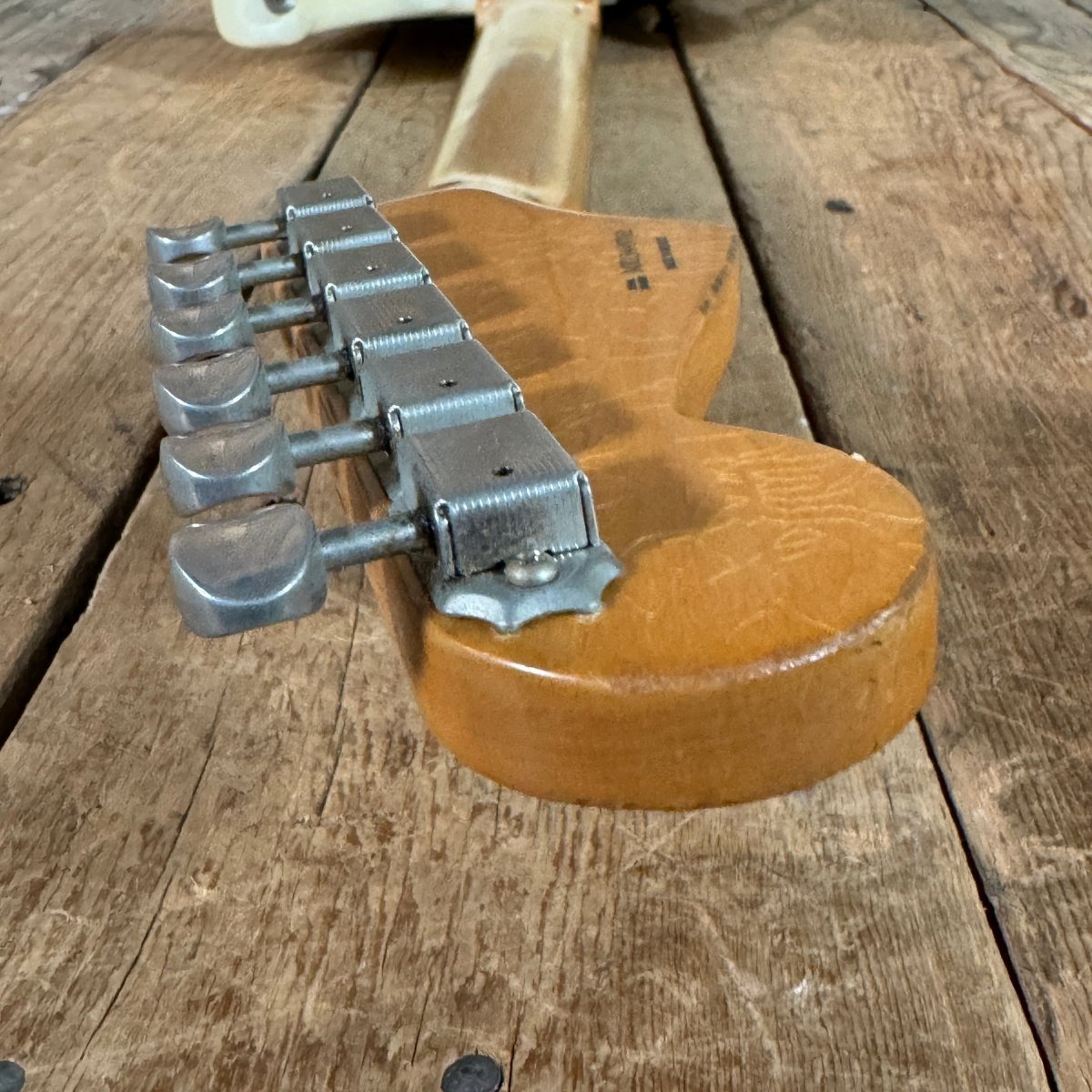 SOLD - Fender Road Worn 60s Stratocaster 2014 Olympic White - Mahar's Vintage Guitars