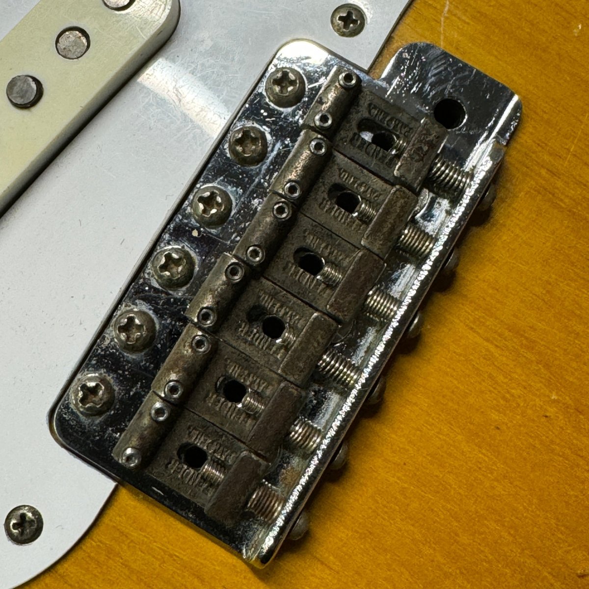 SOLD - Fender Stratocaster 1957 Sunburst - Mahar's Vintage Guitars