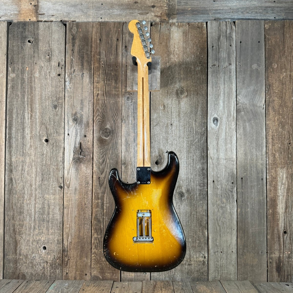 SOLD - Fender Stratocaster 1957 Sunburst - Mahar's Vintage Guitars