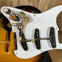 SOLD - Fender Stratocaster 1957 Sunburst - Mahar's Vintage Guitars