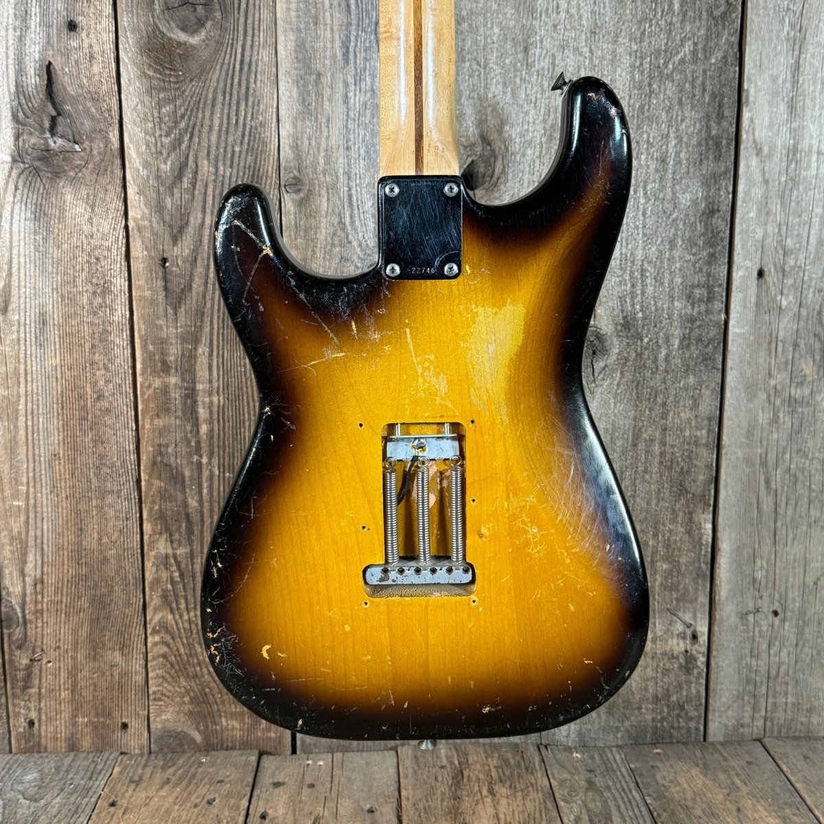 SOLD - Fender Stratocaster 1957 Sunburst - Mahar's Vintage Guitars