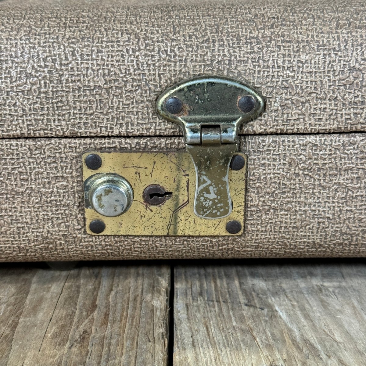 SOLD - Fender Stratocaster 1961 Dakota Red Refin - Mahar's Vintage Guitars