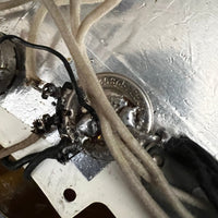 SOLD - Fender Stratocaster 1966 Refret Sunburst - Mahar's Vintage Guitars