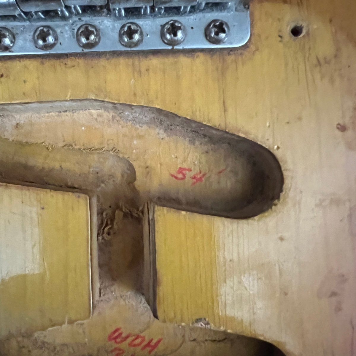 SOLD - Fender Stratocaster 1966 Refret Sunburst - Mahar's Vintage Guitars