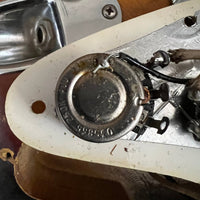 SOLD - Fender Stratocaster 1966 Refret Sunburst - Mahar's Vintage Guitars