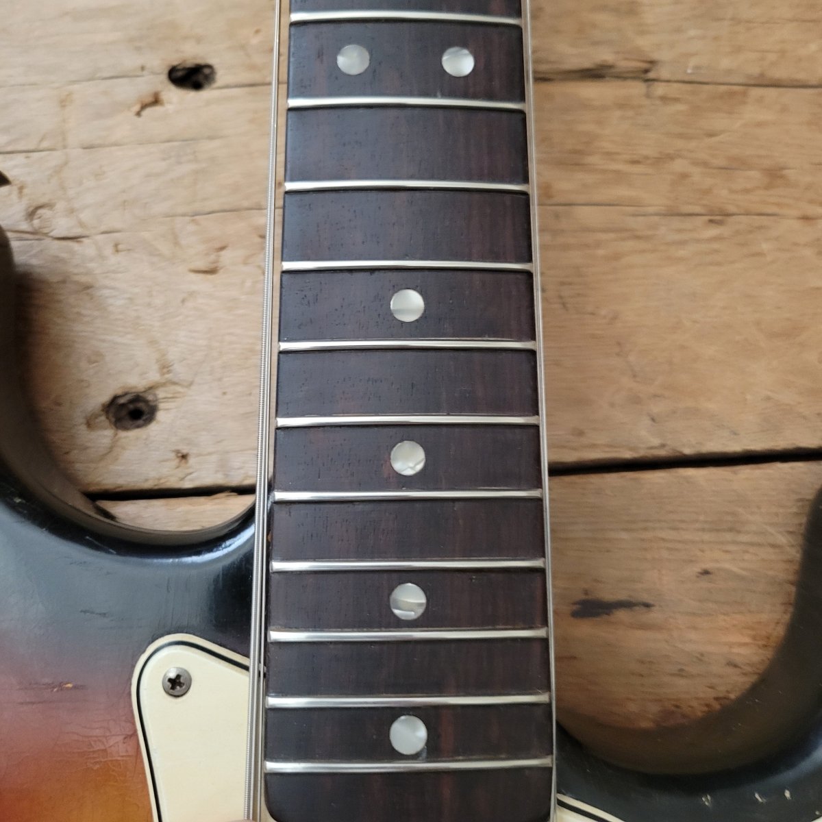 SOLD - Fender Stratocaster 1966 Refret Sunburst - Mahar's Vintage Guitars