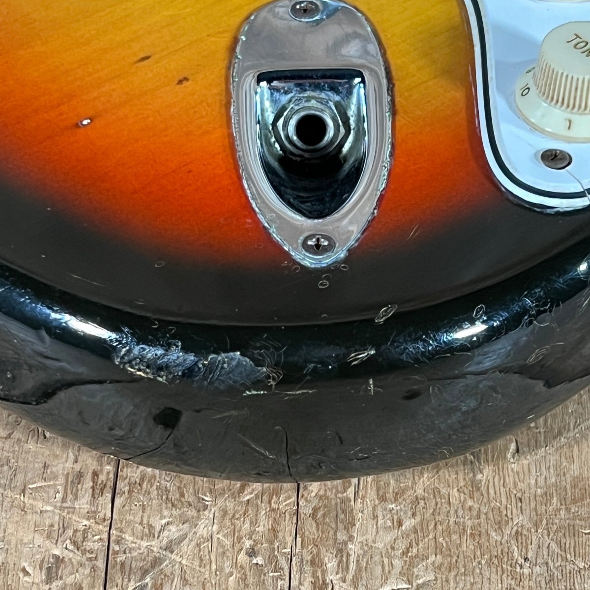 SOLD - Fender Stratocaster 1966 Sunburst - Mahar's Vintage Guitars