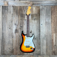 SOLD - Fender Stratocaster 1966 Sunburst - Mahar's Vintage Guitars